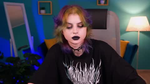 Snapshot of jade_castle chatting on 01.28.25 jade_castle online show from 01.28.25