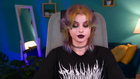 Snapshot of jade_castle chatting on 02.05.25 jade_castle online show from 02.05.25