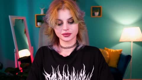 Snapshot of jade_castle chatting on 02.08.25 jade_castle online show from 02.08.25