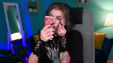 Snapshot of jade_castle chatting on 02.11.25 jade_castle online show from 02.11.25