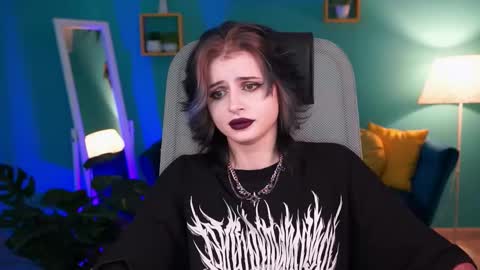 Snapshot of jade_castle chatting on 02.11.25 jade_castle online show from 02.11.25