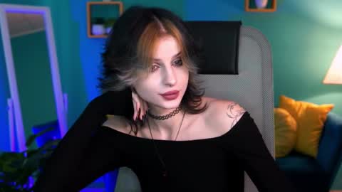 Snapshot of jade_castle chatting on 02.21.25 jade_castle online show from 02.21.25