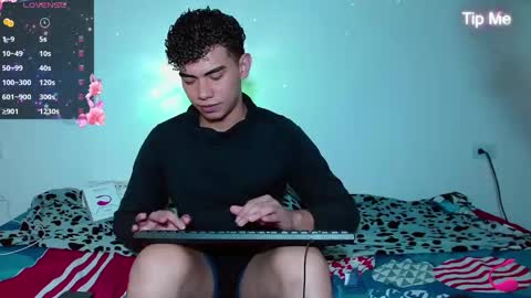 javi15  online show from 01.16.25