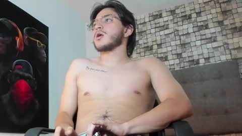 Snapshot of jake33__ chatting on 11.20.25 jake online show from 11.20.25