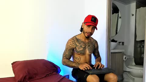 Santiago online show from 02.05.25