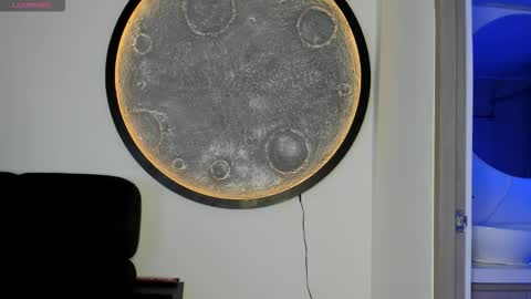 Santiago online show from 11.08.25