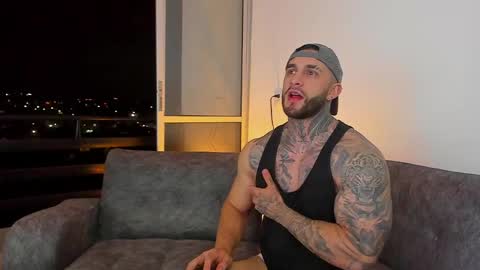Snapshot of jakeortega chatting on 02.01.25 Jake Orthega online show from 02.01.25