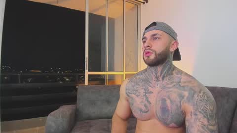 Snapshot of jakeortega chatting on 03.10.25 Jake Orthega online show from 03.10.25