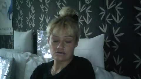 Snapshot of jakkilouise chatting on 09.12.25 JAKKI LOUISE pornstar online show from 09.12.25