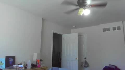 Snapshot of jamesjewels chatting on 03.02.25 jamesjewels online show from 03.02.25