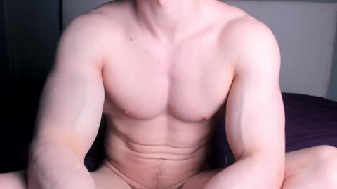 Snapshot of jamesstong chatting on 02.07.25 James Strong online show from 02.07.25