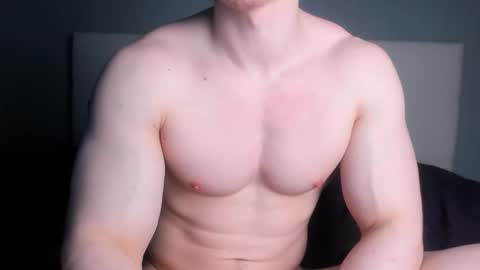 Snapshot of jamesstong chatting on 09.14.25 James Strong online show from 09.14.25