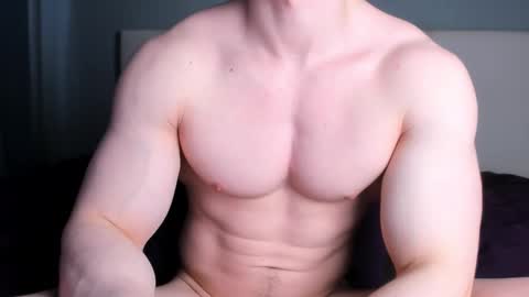 Snapshot of jamesstong chatting on 10.10.25 James Strong online show from 10.10.25