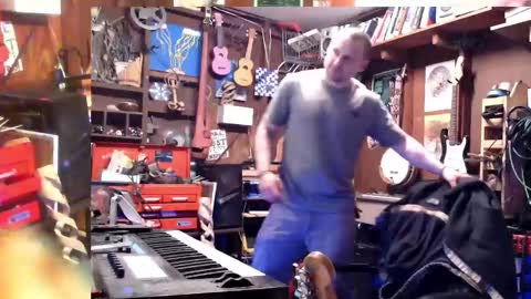 Snapshot of jameswebbscope chatting on 02.03.25 Jameswebbscope online show from 02.03.25