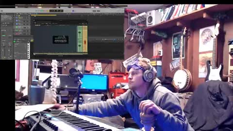 Snapshot of jameswebbscope chatting on 02.13.25 Jameswebbscope online show from 02.13.25
