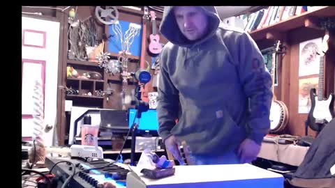 Snapshot of jameswebbscope chatting on 02.14.25 Jameswebbscope online show from 02.14.25