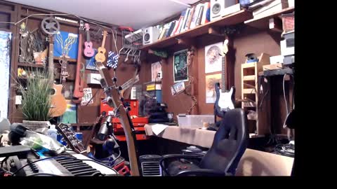 Snapshot of jameswebbscope chatting on 02.28.25 Jameswebbscope online show from 02.28.25
