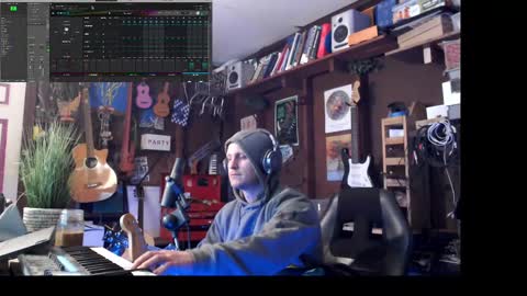Snapshot of jameswebbscope chatting on 03.04.25 Jameswebbscope online show from 03.04.25