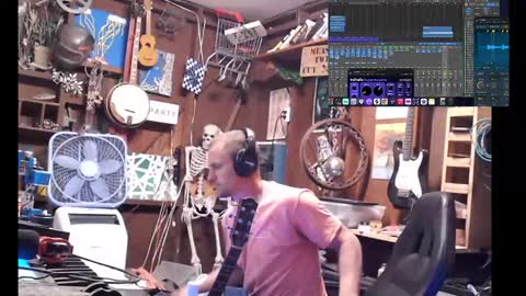 Snapshot of jameswebbscope chatting on 09.09.25 Jameswebbscope online show from 09.09.25