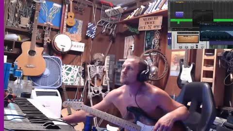 Snapshot of jameswebbscope chatting on 09.13.25 Jameswebbscope online show from 09.13.25