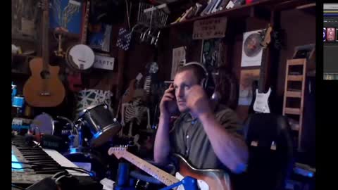 Snapshot of jameswebbscope chatting on 09.17.25 Jameswebbscope online show from 09.17.25