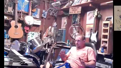Snapshot of jameswebbscope chatting on 09.18.25 Jameswebbscope online show from 09.18.25