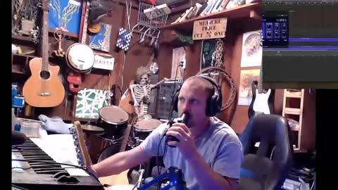 Snapshot of jameswebbscope chatting on 09.22.25 Jameswebbscope online show from 09.22.25