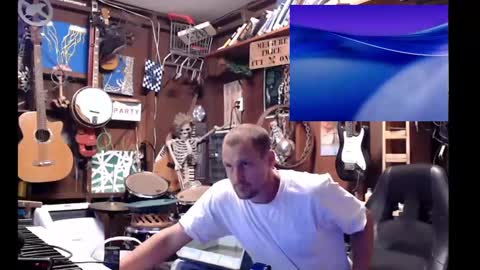 Snapshot of jameswebbscope chatting on 09.27.25 Jameswebbscope online show from 09.27.25