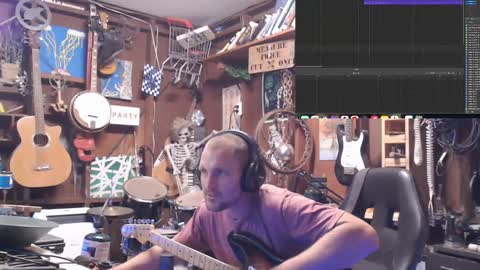 Snapshot of jameswebbscope chatting on 10.03.25 Jameswebbscope online show from 10.03.25