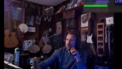 Snapshot of jameswebbscope chatting on 10.08.25 Jameswebbscope online show from 10.08.25