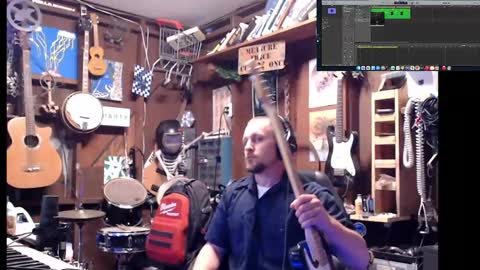Snapshot of jameswebbscope chatting on 10.15.25 Jameswebbscope online show from 10.15.25