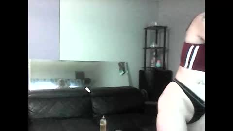 Snapshot of jamieroseknows chatting on 09.21.25 Jae Bae Rosay           birthday was not so hot online show from 09.21.25