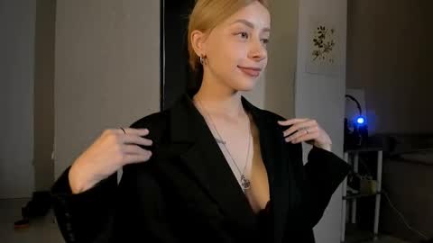 Snapshot of jane_bright chatting on 02.27.25 Jane online show from 02.27.25