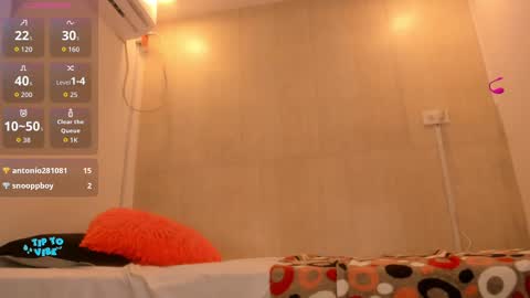 Jane  M online show from 09.23.25