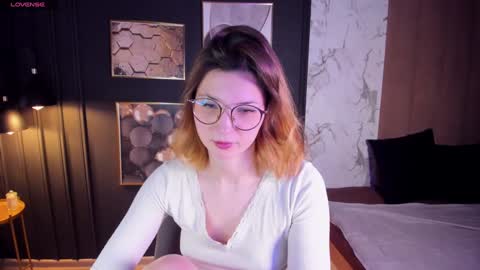 Snapshot of jane_pearl chatting on 01.27.25 Jane online show from 01.27.25