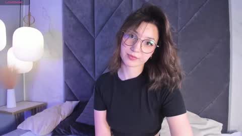 Snapshot of jane_pearl chatting on 03.11.25 Jane online show from 03.11.25