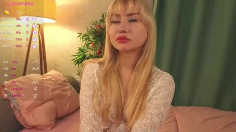 Jennifer  online show from 09.19.25