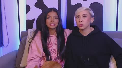 Snapshot of janehart_ chatting on 12.28.24 Jane online show from 12.28.24