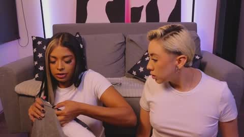 Snapshot of janehart_ chatting on 01.30.25 Jane online show from 01.30.25