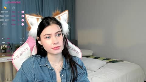 Snapshot of janetfletcher chatting on 01.19.25 janetfletcher online show from 01.19.25