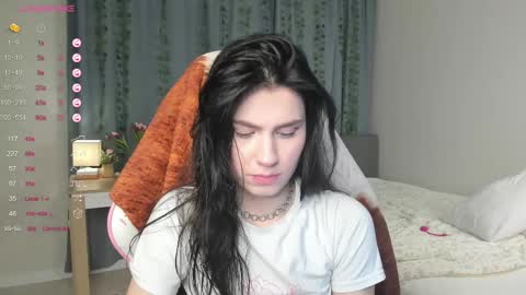 Snapshot of janetfletcher chatting on 02.19.25 janetfletcher online show from 02.19.25