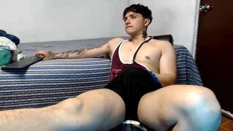 Snapshot of jareth_brunet chatting on 02.10.25 Jareth online show from 02.10.25