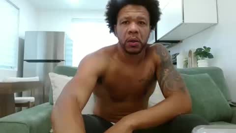 Snapshot of jasonsweets chatting on 10.09.25 Jason Sweets online show from 10.09.25