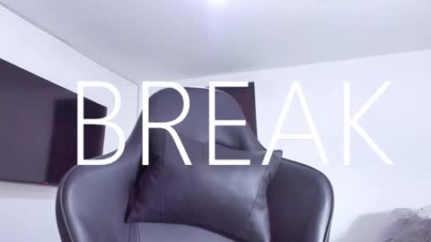 JBrooksXx online show from 02.09.25