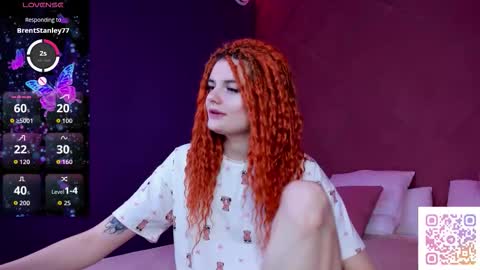 Snapshot of jass_kiss chatting on 09.22.25 Charlotte online show from 09.22.25