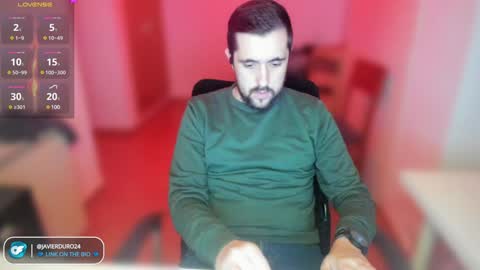Snapshot of javierduro24 chatting on 01.12.25 javierduro24 online show from 01.12.25