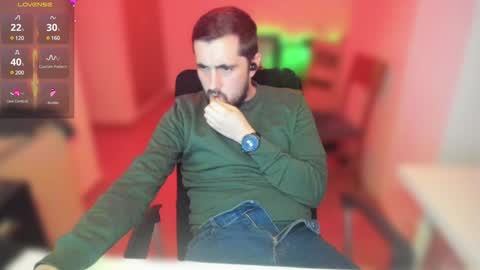 Snapshot of javierduro24 chatting on 01.12.25 javierduro24 online show from 01.12.25