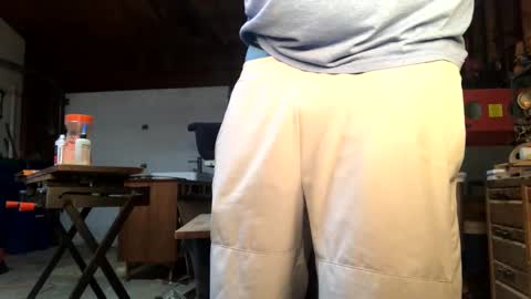 Snapshot of jawssharkparty chatting on 10.05.25 Jaws  online show from 10.05.25