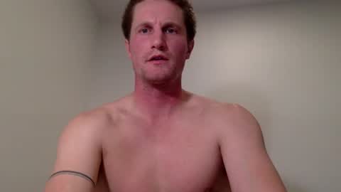 Snapshot of jaycup1989 chatting on 12.10.24 jaycup1989 online show from 12.10.24