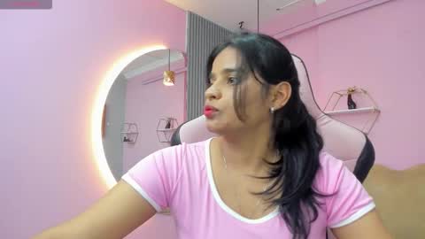 jazmin  online show from 10.21.25